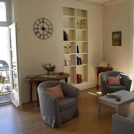 Tres Lumineux, Au Coeur De La Vieille Ville, 86 M²
